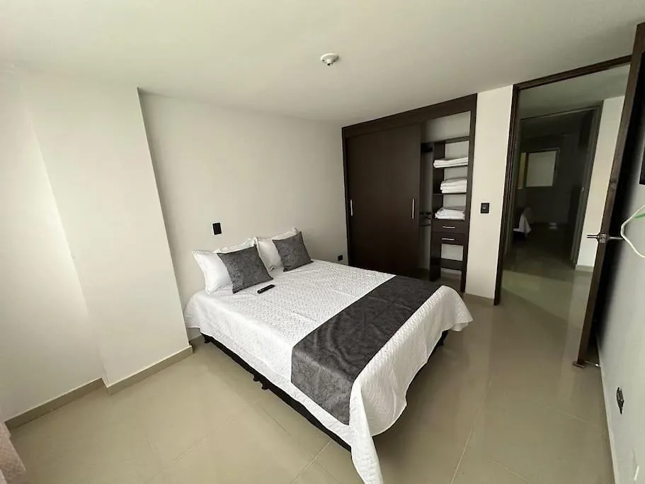 Apartamento Nuevo Laureles- La 70 Medellin